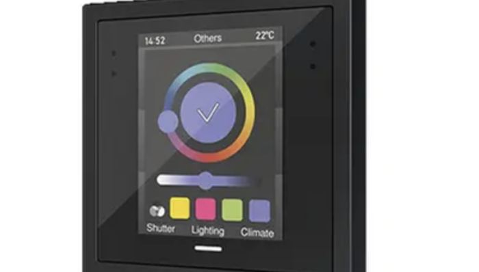 Инновационные Touch Panels от Zennio: Управление вашим умным домом с удобством и стилем